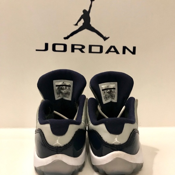 Toddler Jordan Georgetown 11’s - Picture 4 of 6
